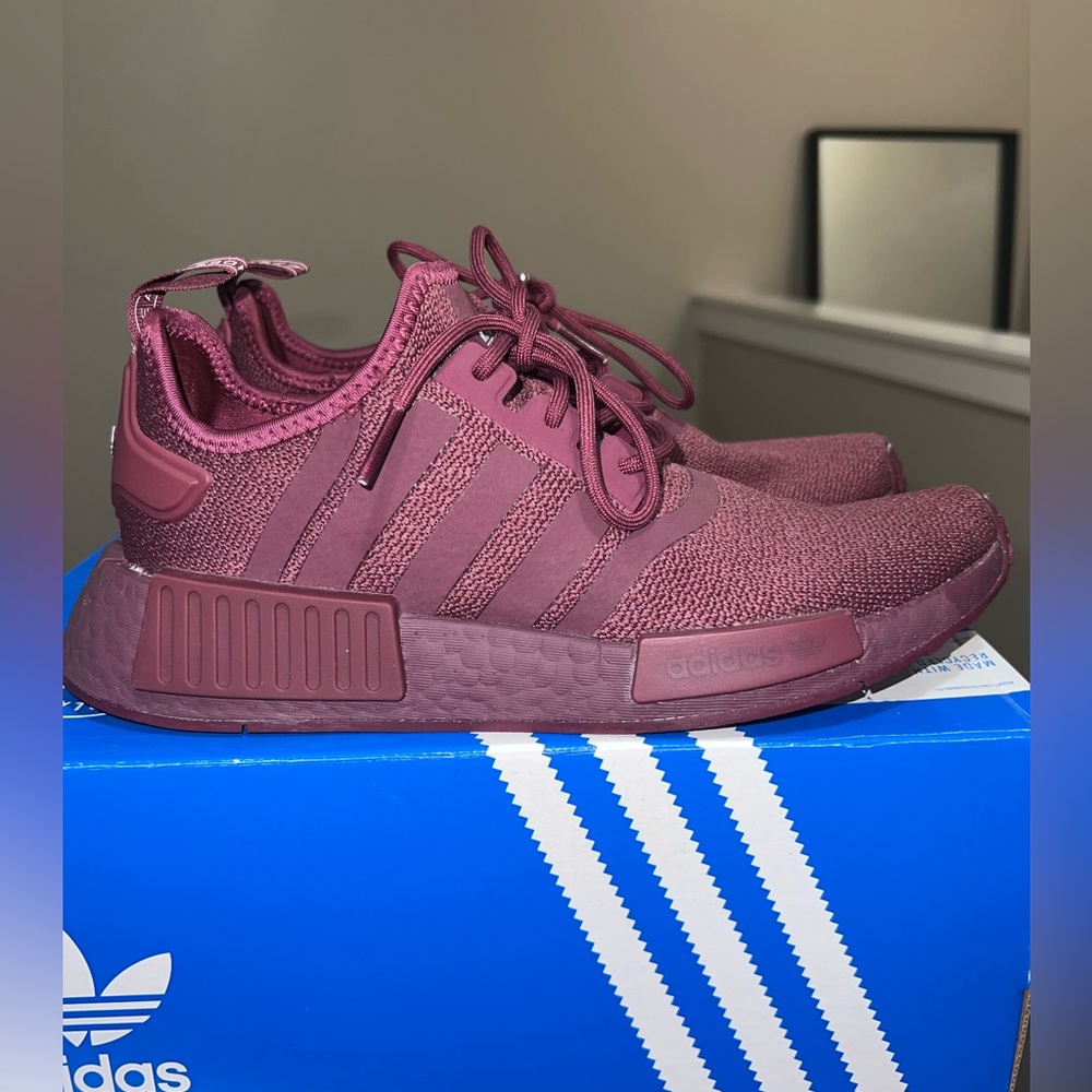 Women’s NMD R1 W Burgundy
